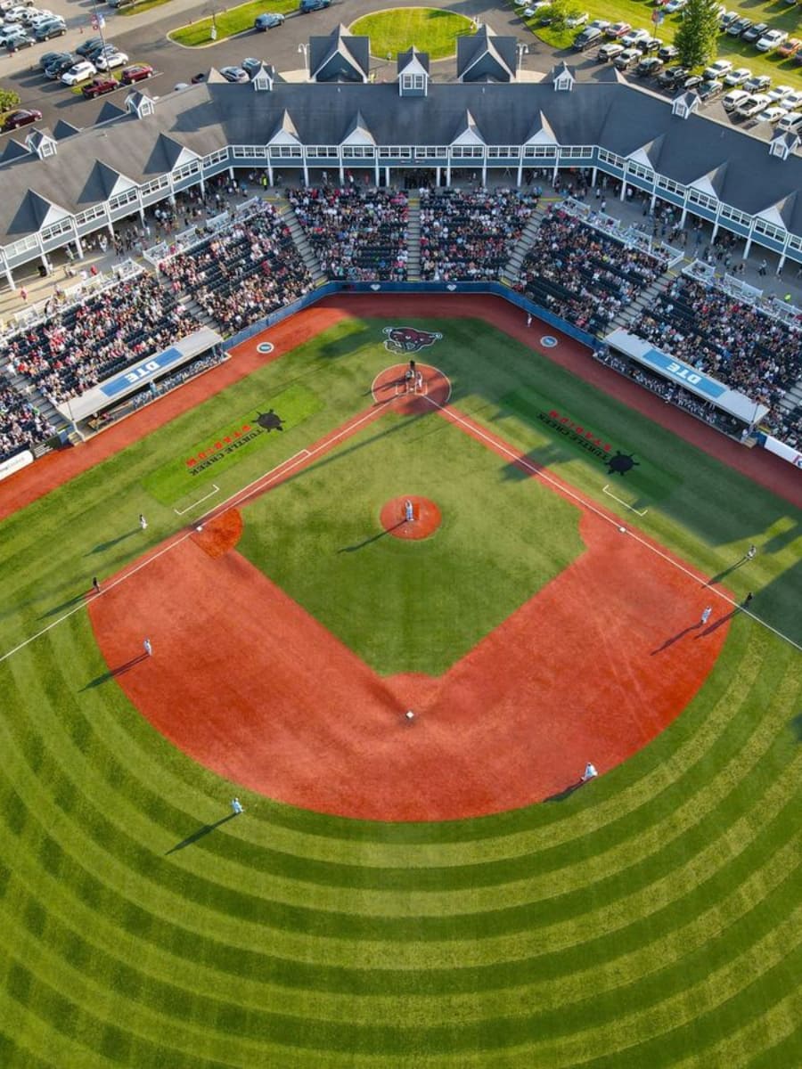Turtle Creek Stadium, Traverse City, US