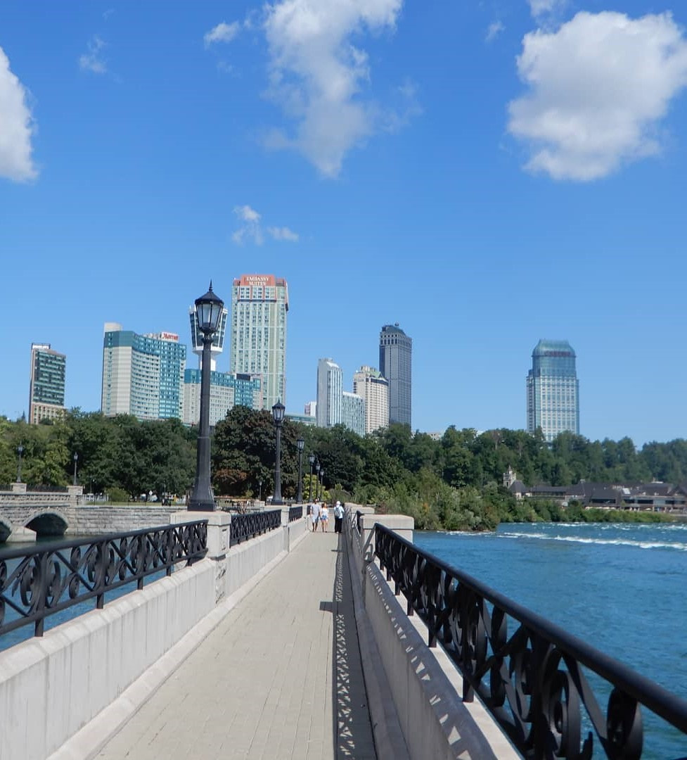 Niagara Parkway Scenic Drive