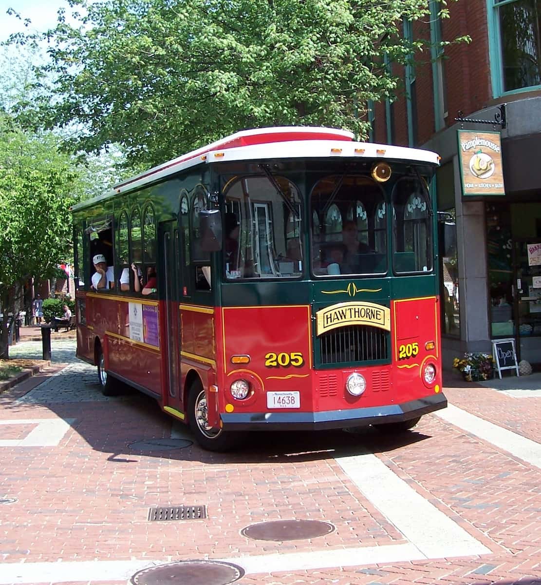 Salem Trolley Tours