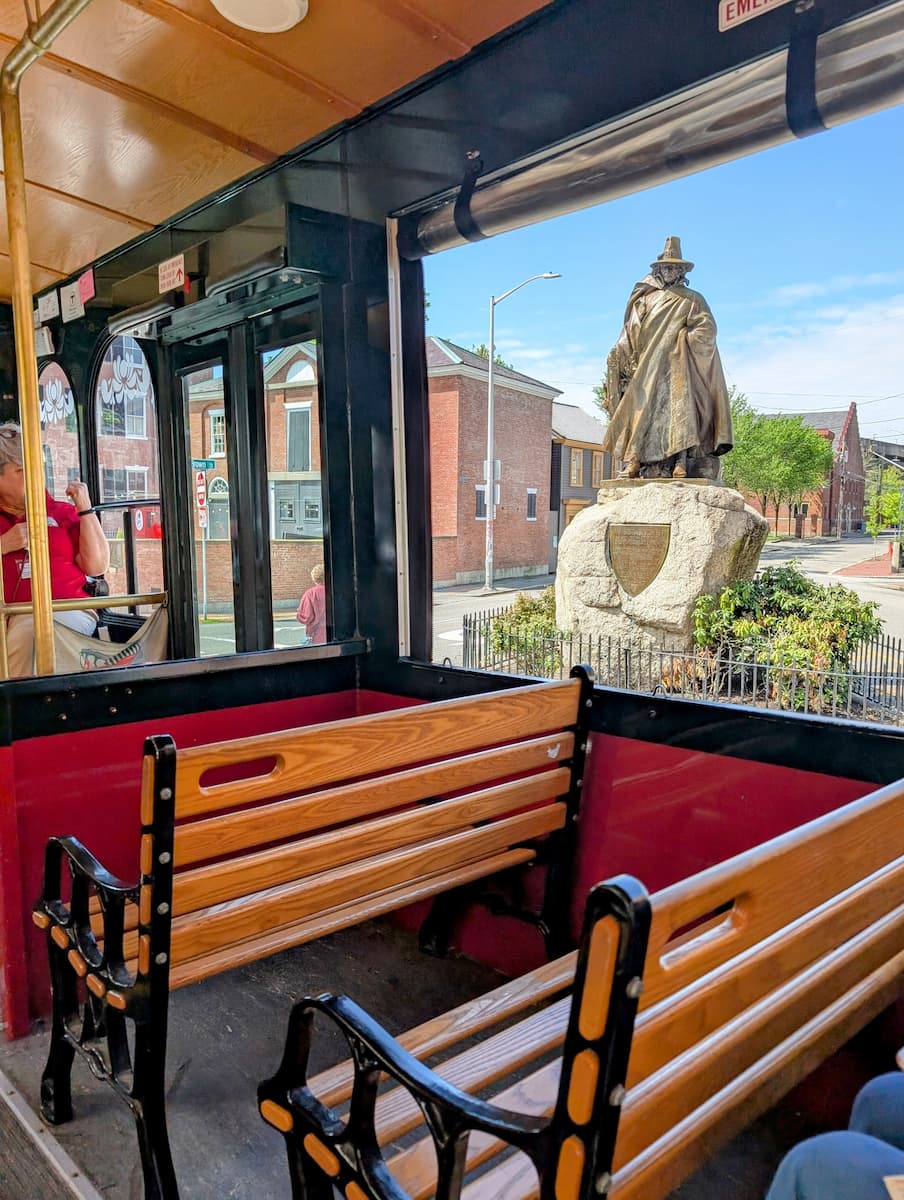 Salem Trolley Tours